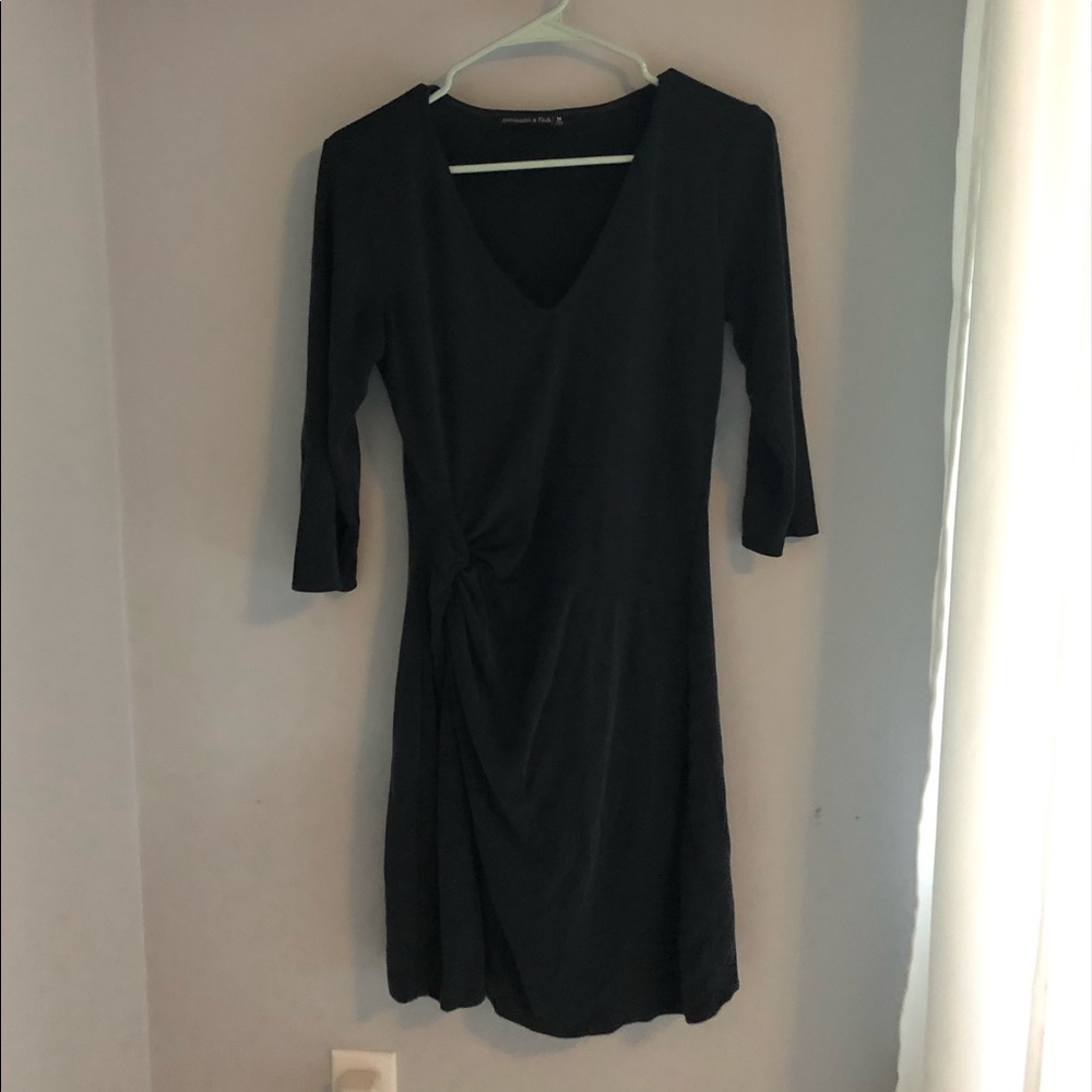 Abercrombie v-neck tie dress